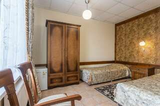 Гостиница Печоры-Парк Печоры Двухместный номер с 2 отдельными кроватями и ванной-6