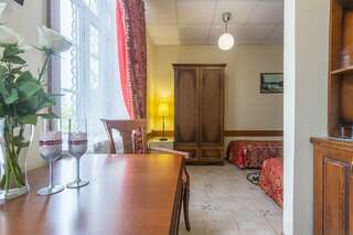 Гостиница Печоры-Парк Печоры Двухместный номер с 2 отдельными кроватями и ванной-15