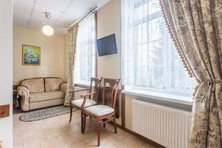 Гостиница Печоры-Парк Печоры Двухместный номер с 2 отдельными кроватями и ванной-12